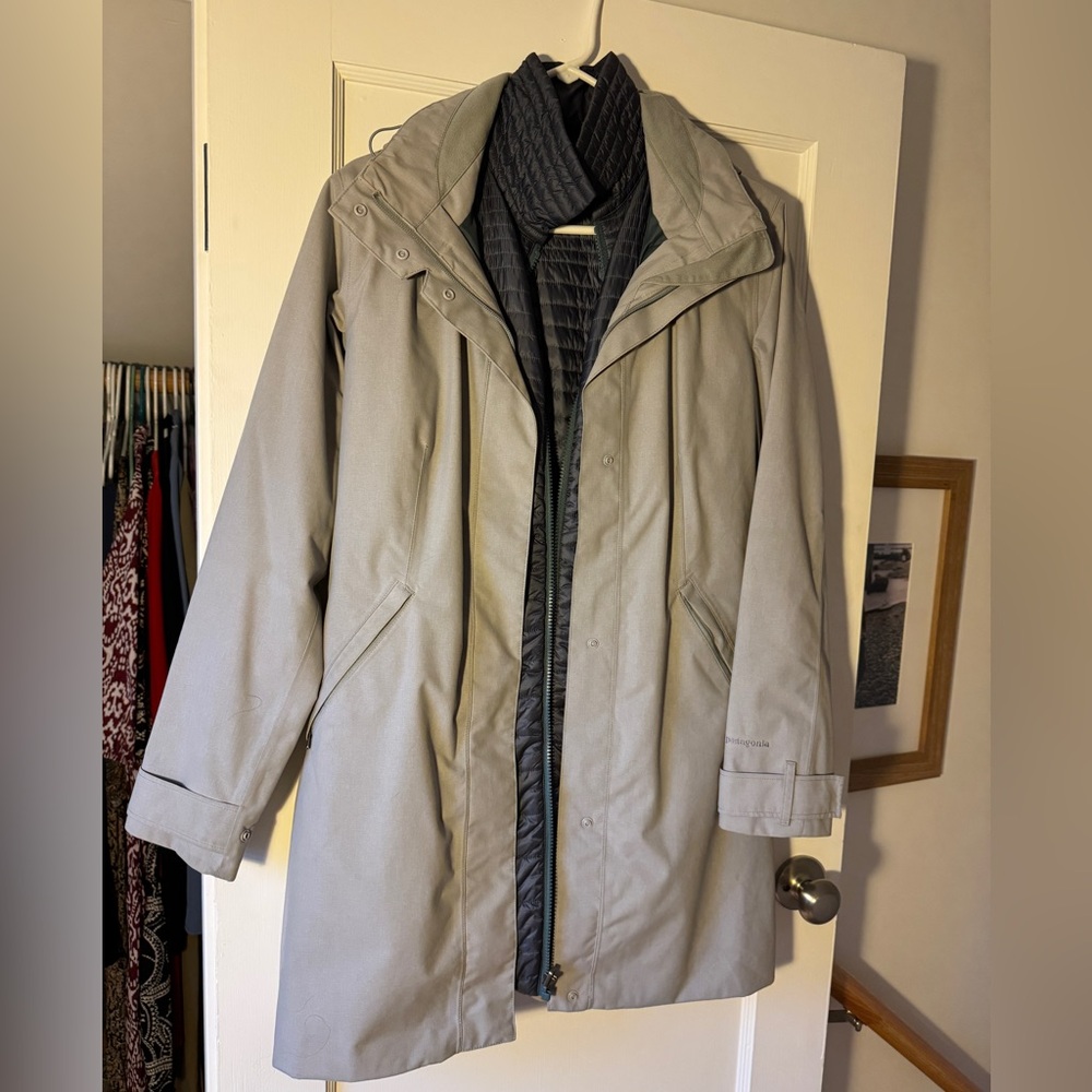 EUC Patagonia 3-in-1 parka